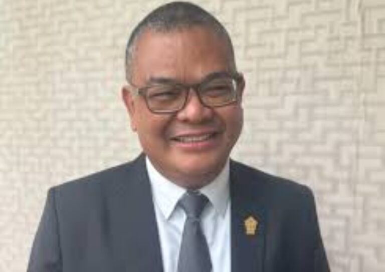 Sistem Penerimaan Murid Baru SMA-SMK, Louis Schramm : Dinas Pendidikan Kurang Sosialisasi