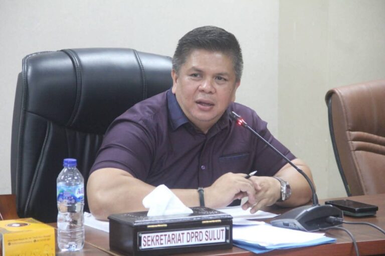 Bahas Ranperda RTRW, Henry Walukow Desak Pihak Eksekutif Siapkan Dokumen Peta Ruang