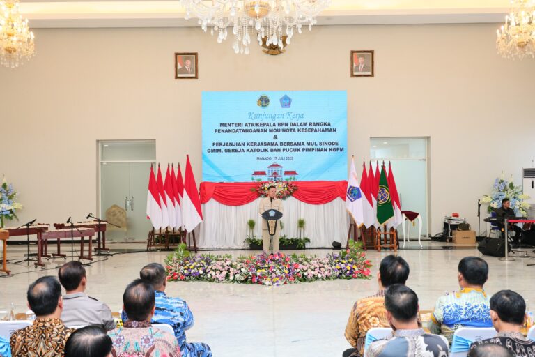 Menteri ATR/BPN Nusron Wahid Saksikan Penandatanganan MoU BPN Sulut Bersama Lembaga Keagamaan