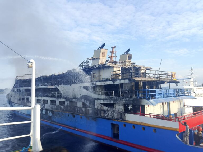 Insiden Kebakaran KM Barcelona VA, Diduga Api dari Dek 3, Begini Kondisi Kerangka Kapalnya Sekarang