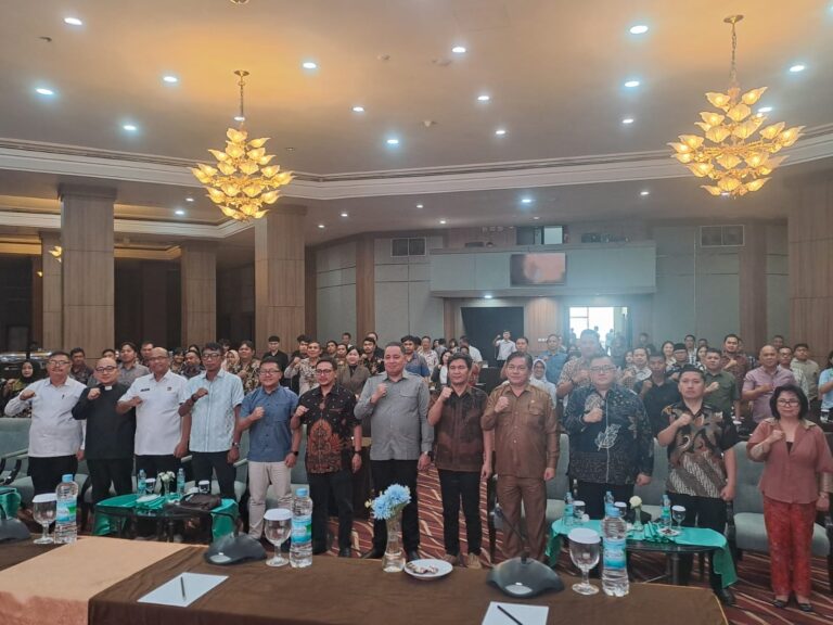 Herwyn Malonda:Bawaslu Sulut Bukan Hanya Sebagai Wasit Yang Adil, Tetapi Harus Menjadi Arsitek Untuk Membangun Demokrasi