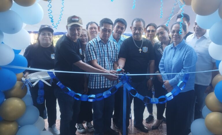 Wali Kota Hengky Honandar Resmikan Sekretariat PB. Perisai Di Kota Bitung