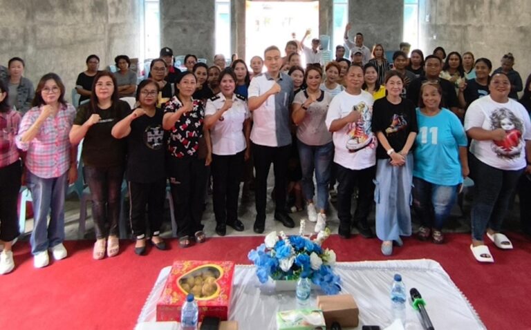 Nick Lomban Reses di Kelurahan Girian, Masyarakat Keluhkan Infrastruktur Jalan, Drainase dan Penanganan Banjir Pasir