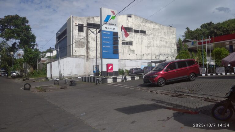 Baru Seminggu Gubernur YSK Ultimatum Tangkap Mafia BBM, Sejumlah SPBU Tak Lagi Antrian Panjang Truk Solar