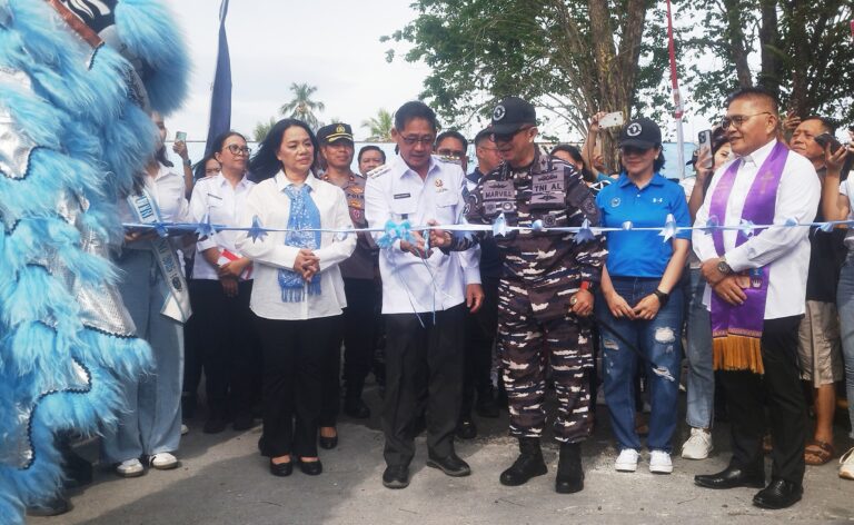 Berlangsung Meriah, Wali Kota Bitung Resmi Buka FPSL 2025