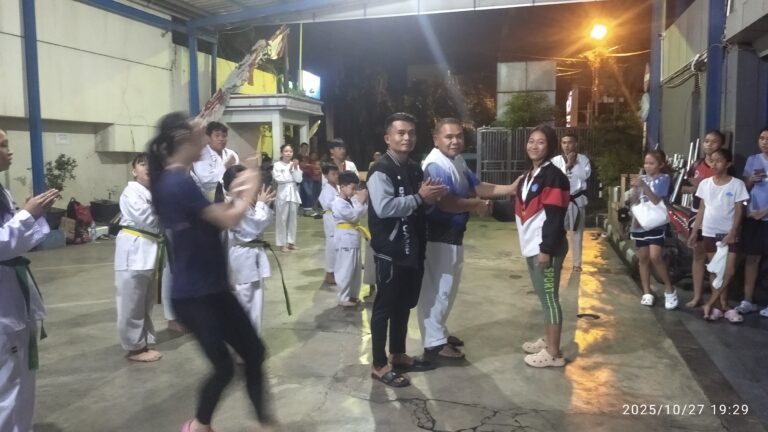 Tak Lupa ‘Rumah’ Besarnya, Vanda Peraih Emas Sambo PON Beladiri Kudus Kunjungi Dojang Taekwondo BSG, SabeumNim Stenly: Kami Bangga!!