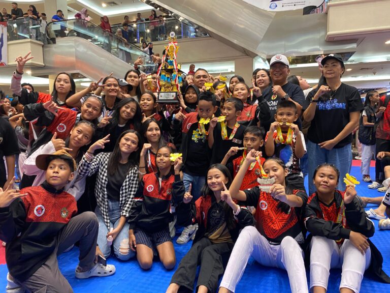 BSG-TC Sabet Juara Umum Pemula Kejuaraan Taekwondo Piala Gubernur 2025, Foto Bareng Ketua KONI, “Memang Atlit Original Tanpa Gabungan Dojang”