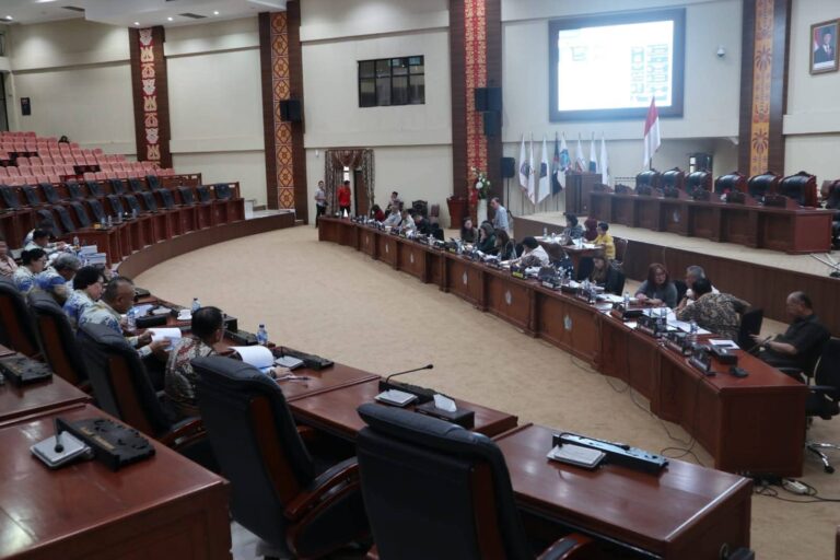 Banggar DPRD Sulut Bersama TAPD Pemprov Bahas KUA PPAS APBD 2026