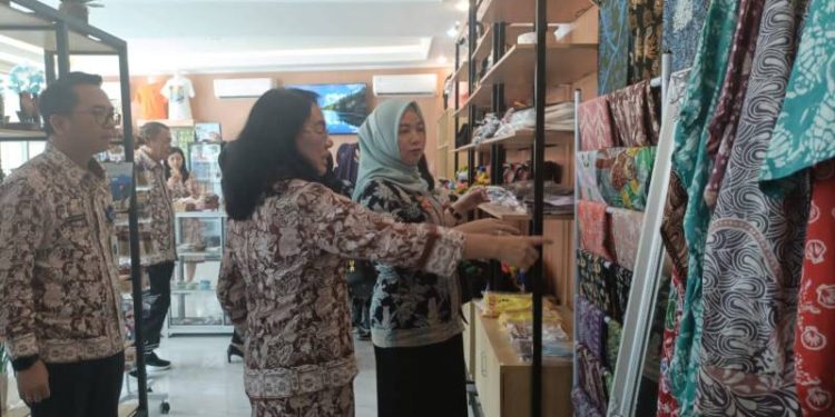 Dekranasda Bolmong Studi Tiru ke Dekranasda Kota Bitung, Kolaborasi Untuk Kemajuan Pelaku UKM di Sulut