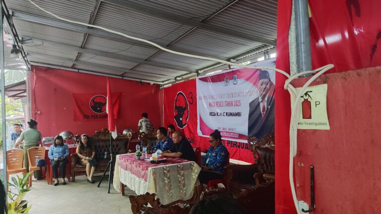 Reza Rumambi Reses di Kelurahan Mapanget Barat, Warga Keluhkan Jalan Rusak, Lampu Jalan dan Lapangan Pekerjaan