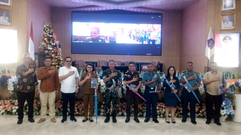 Peringati HARKODIA 2025, Kejari Bitung Gelar Diskusi Publik dan Launching Buku “Mengurai Konflik Menuju Pemilu, Pilkada Damai Kota Bitung”
