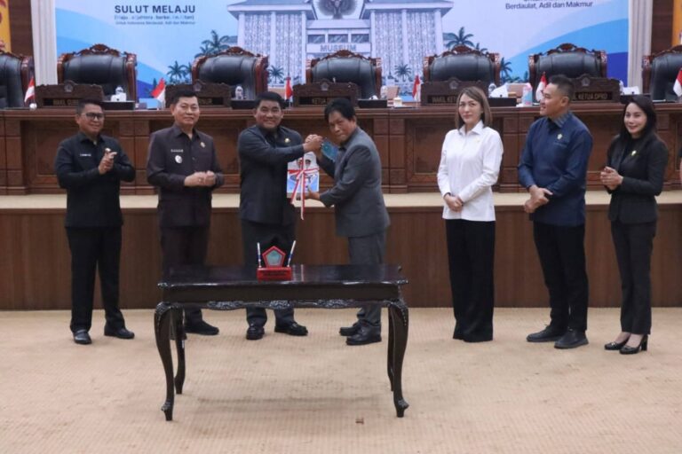 DPRD Sulut Gelar Rapat Paripurna Penjelasan Gubernur Terkait Ranperda APBD 2027 dan Penetapan Ranperda Perubahan APBD 2026 Jadi Perda