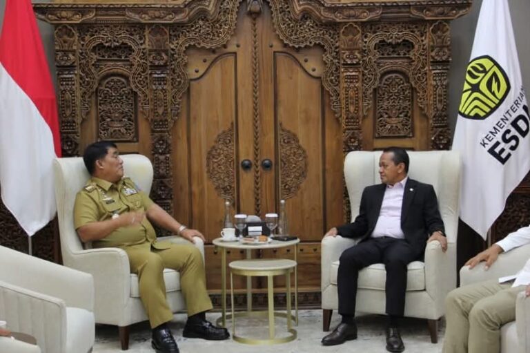 Temui Bahlil di Jakarta, Yulius Selvanus Dorong Percepatan WPR dan IPR Sulut