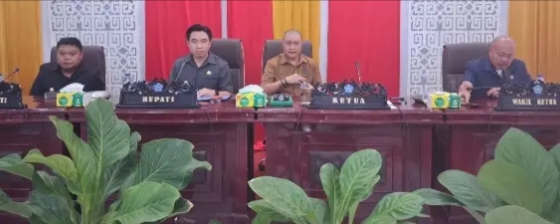 DPRD Sangihe Bahas Ranperda Pertanggungjawaban Pelaksanaan APBD TA 2025